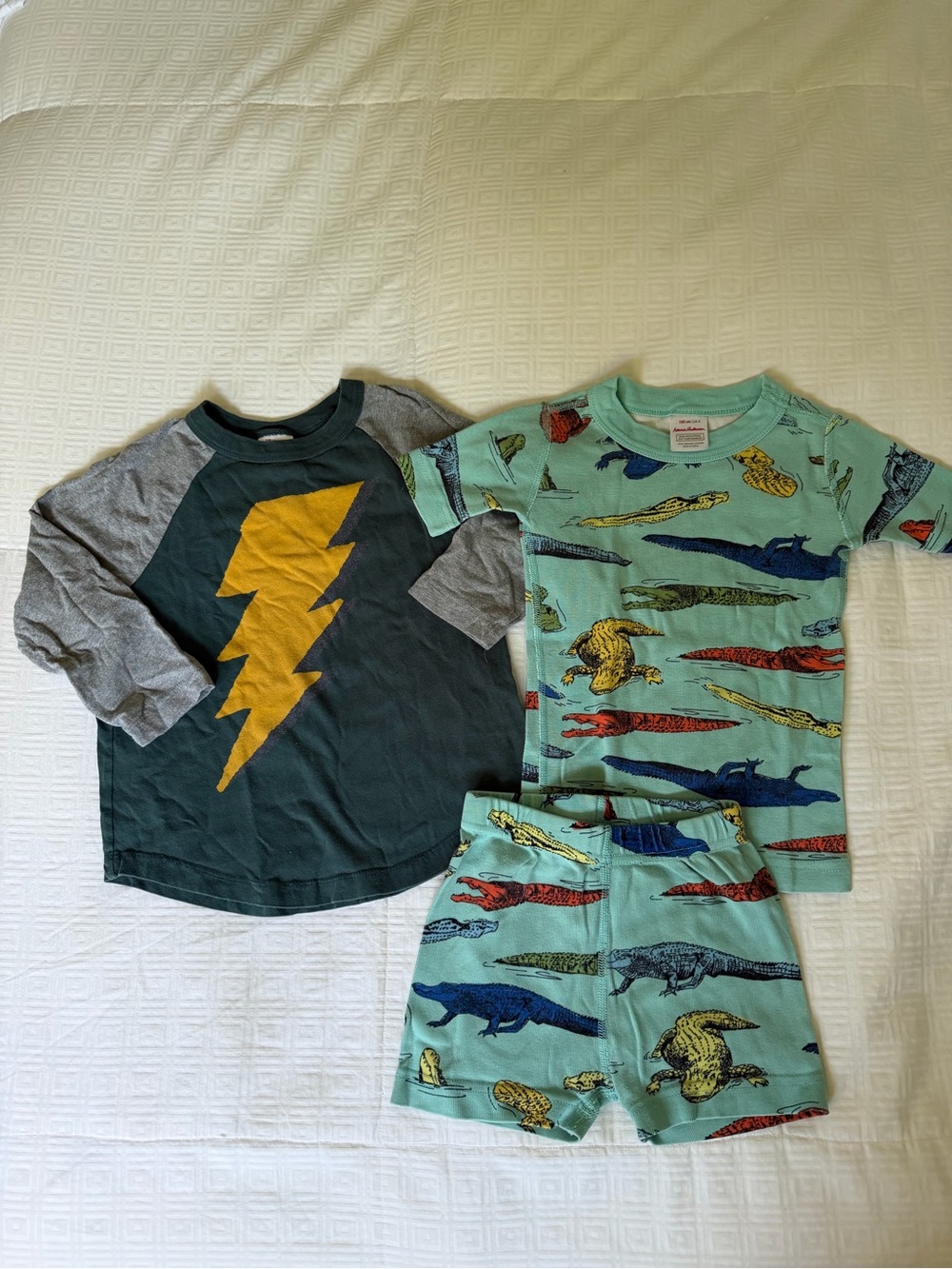 Hanna Andersson Pajamas and Shirt Bundle